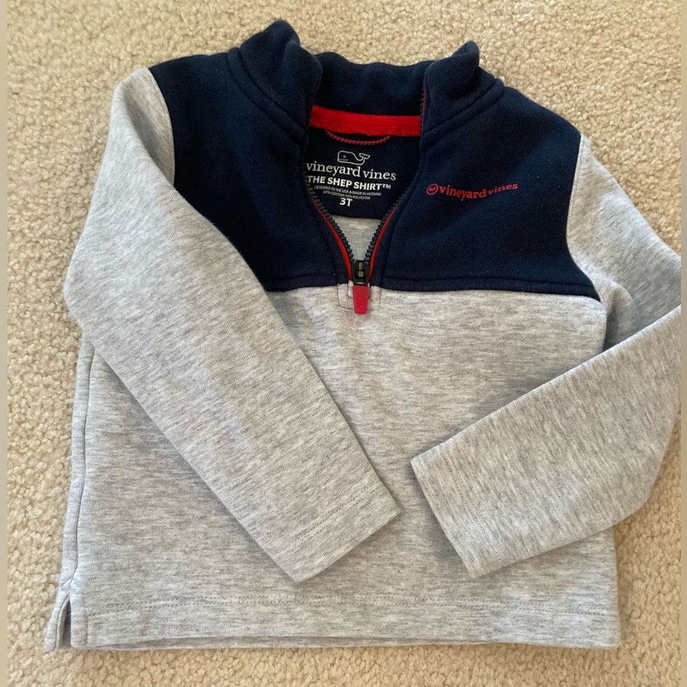 Vineyard Vines Kids Gray and Navy Sweatshirt 3T